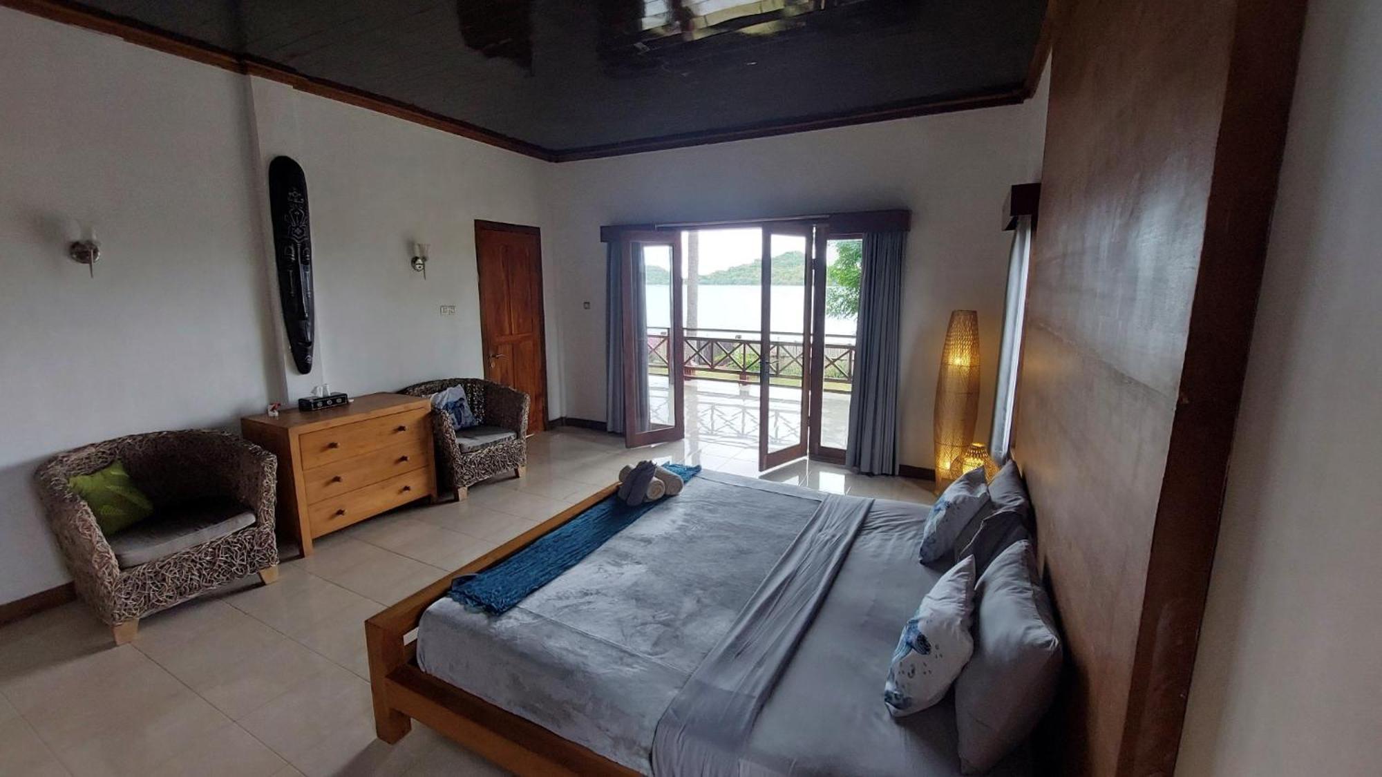 Lombok Villas, Kurakura Hébergement de vacances Labuhanpoh